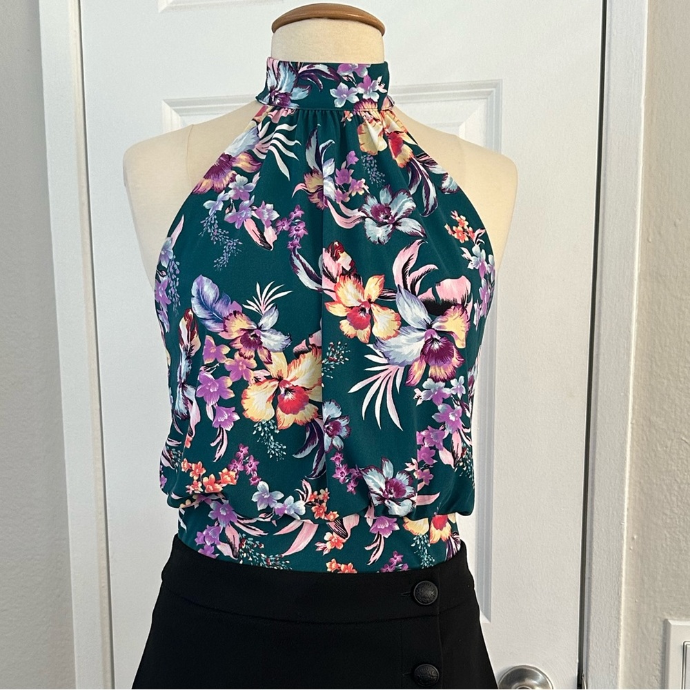 Express mock neck tank top